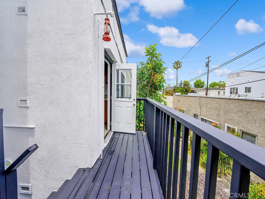 14 Esperanza Avenue 14