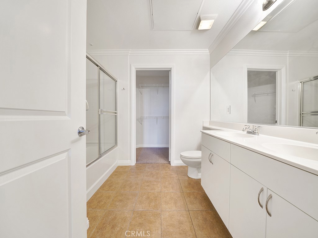 1801 E Katella Avenue 1131