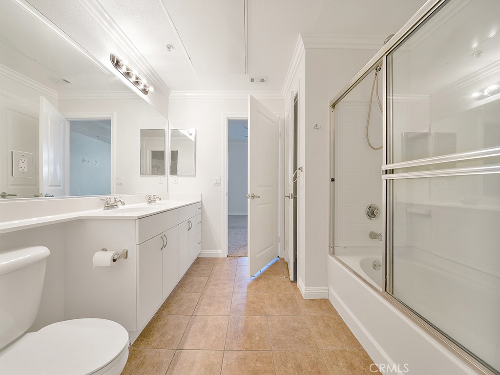 1801 E Katella Avenue 1131