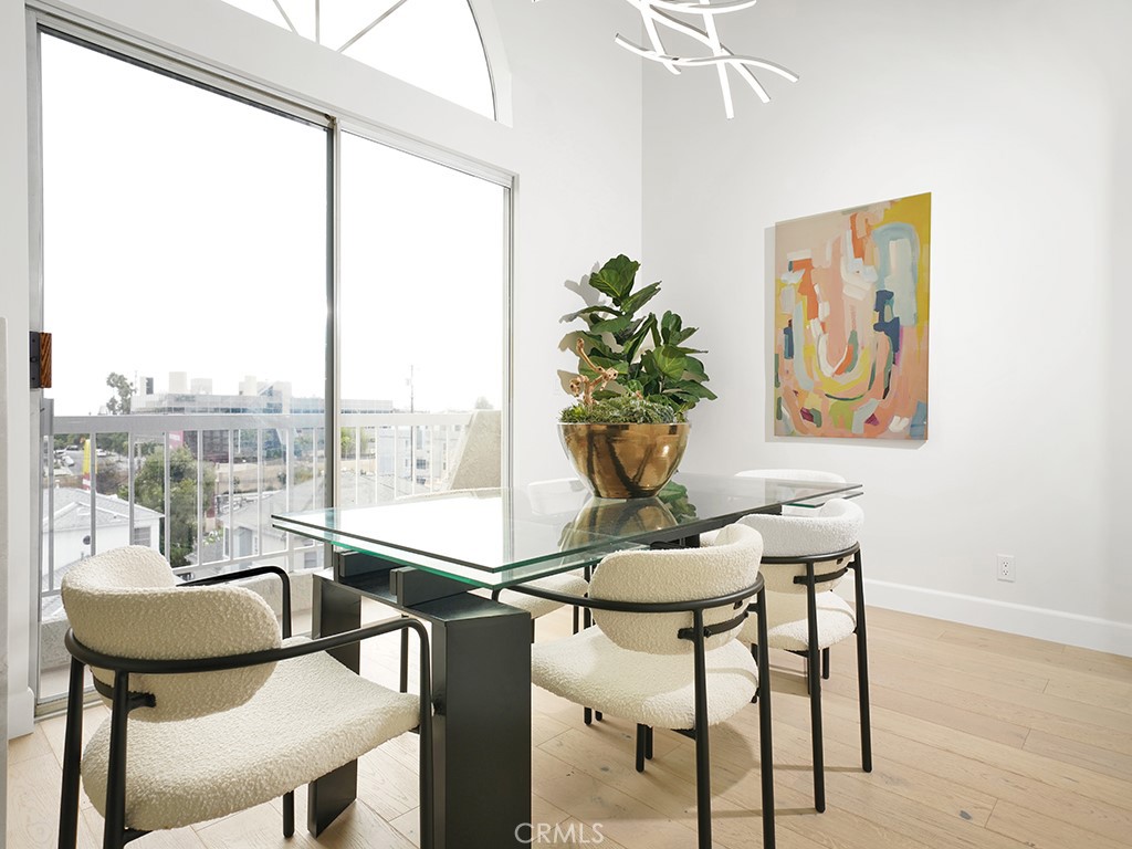 10465 Eastborne Avenue PH 304