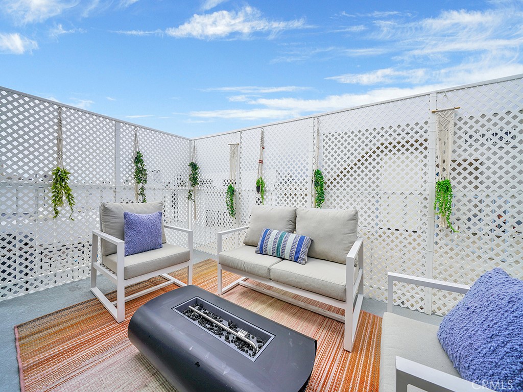 10465 Eastborne Avenue PH 304