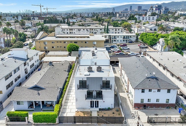 1213 N. Kingsley Drive N 1213 1/2