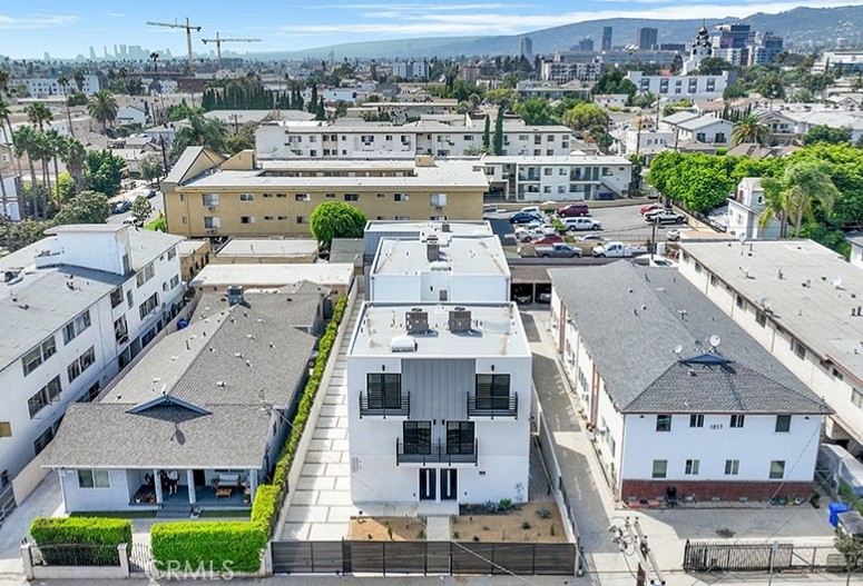 1213 N. Kingsley Drive N 1213 1/2