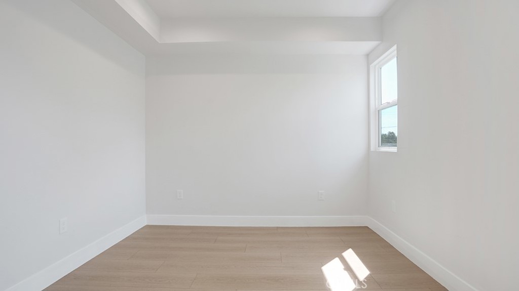 1213 N. Kingsley Drive N 1213 1/2