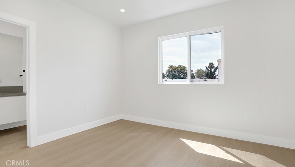 1213 N. Kingsley Drive N 1213 1/2