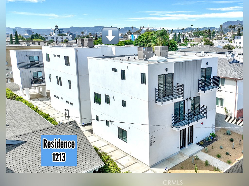 1213 N. Kingsley Drive N