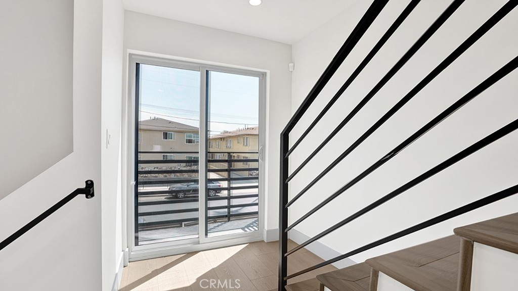 1215 N. Kingsley Drive N 1215 1/2