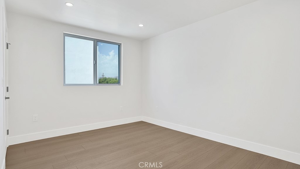 1215 N. Kingsley Drive N 1215 1/2