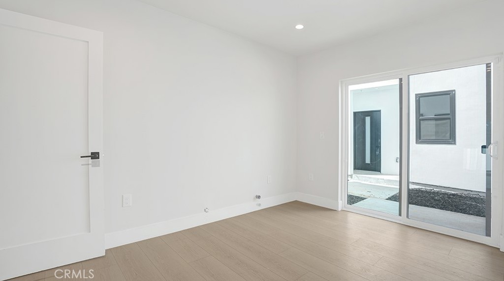 1215 N. Kingsley Drive N 1215 1/2