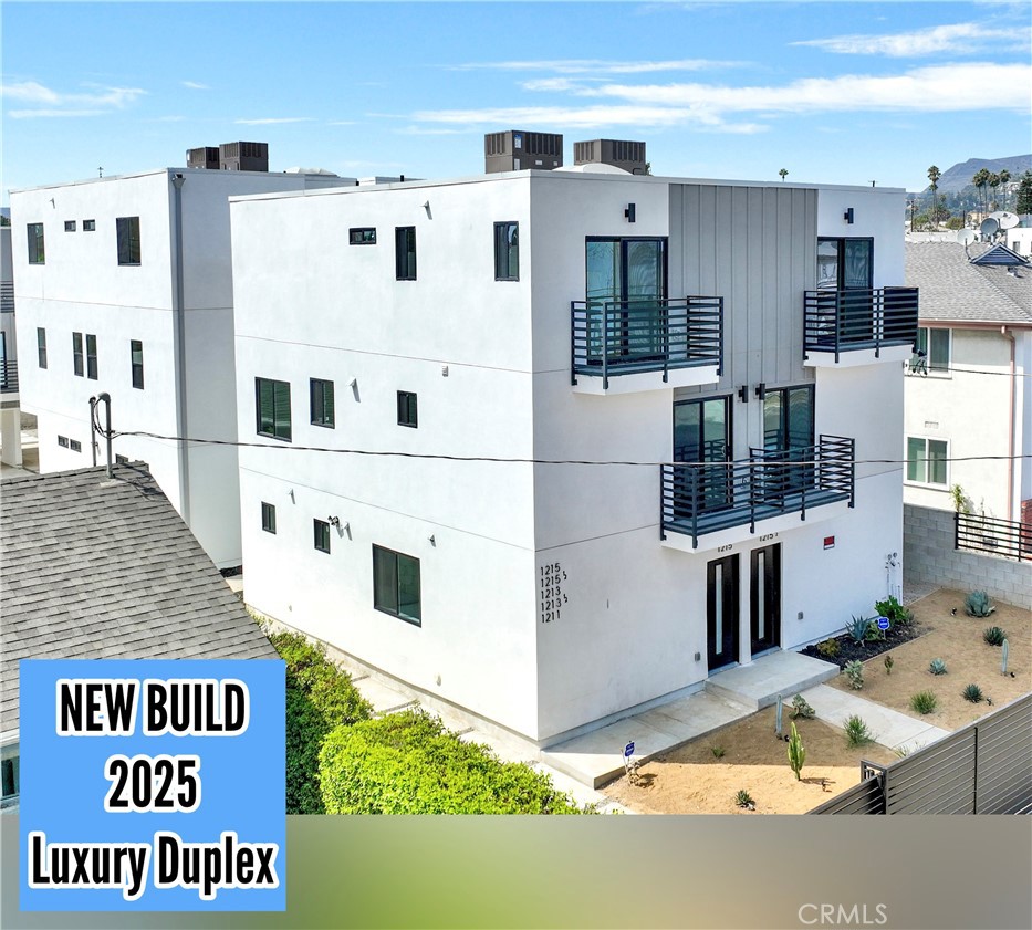 1215 N. Kingsley Drive N 1215 1/2