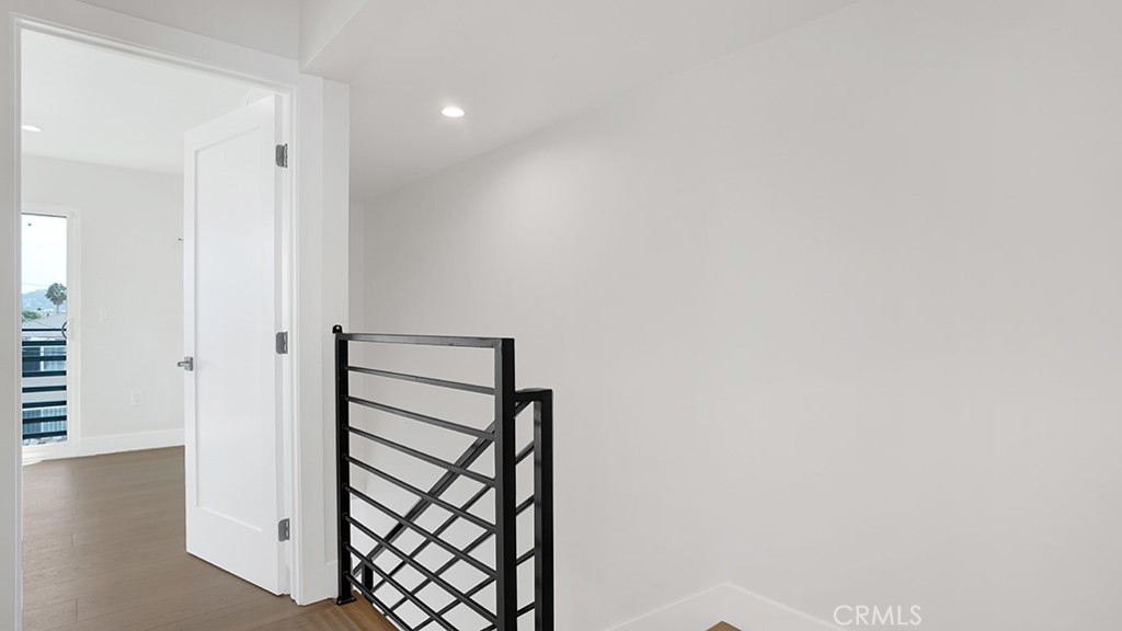 1215 N. Kingsley Drive N 1215 1/2