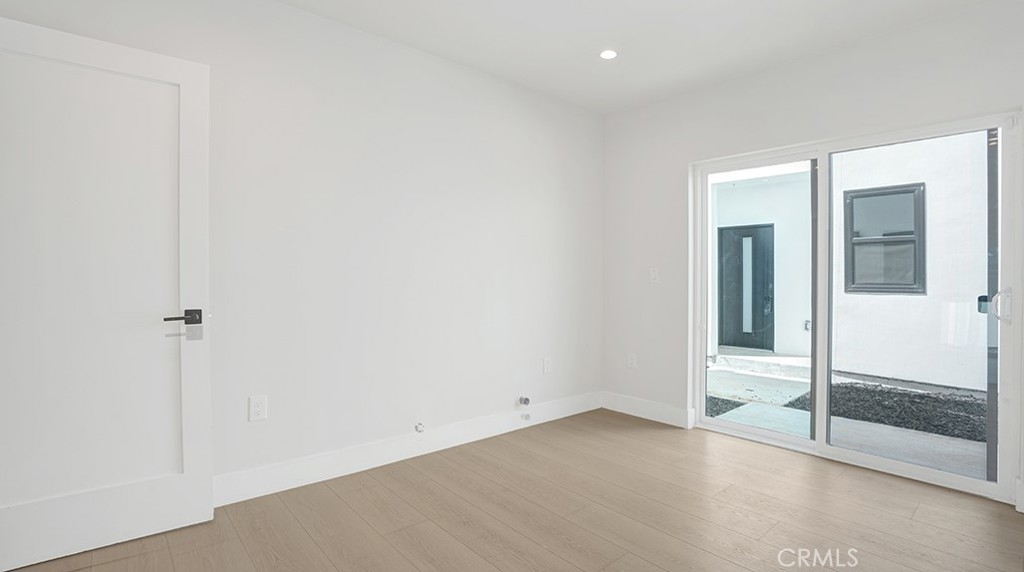 1215 N. Kingsley Drive N 1215 1/2