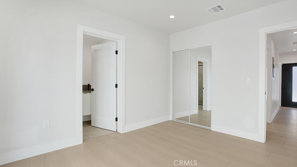 1215 N. Kingsley Drive N 1215 1/2