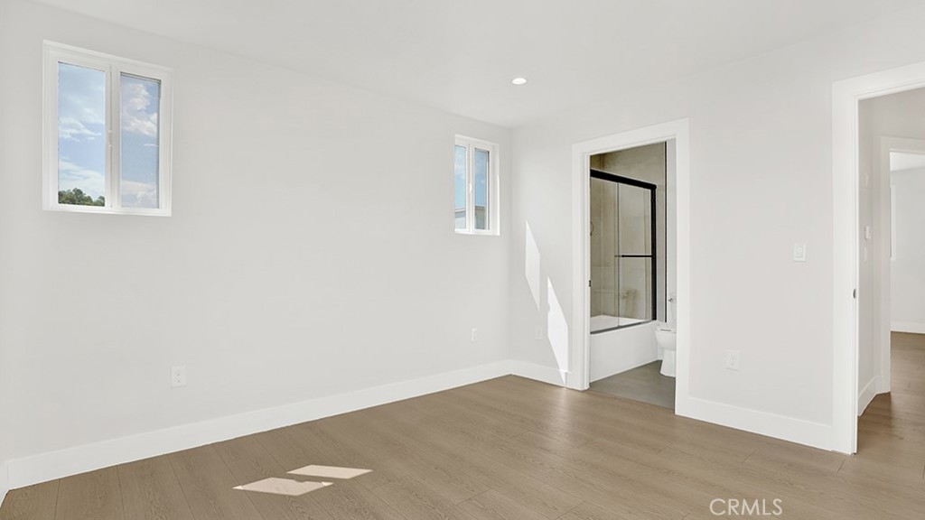 1215 N. Kingsley Drive N