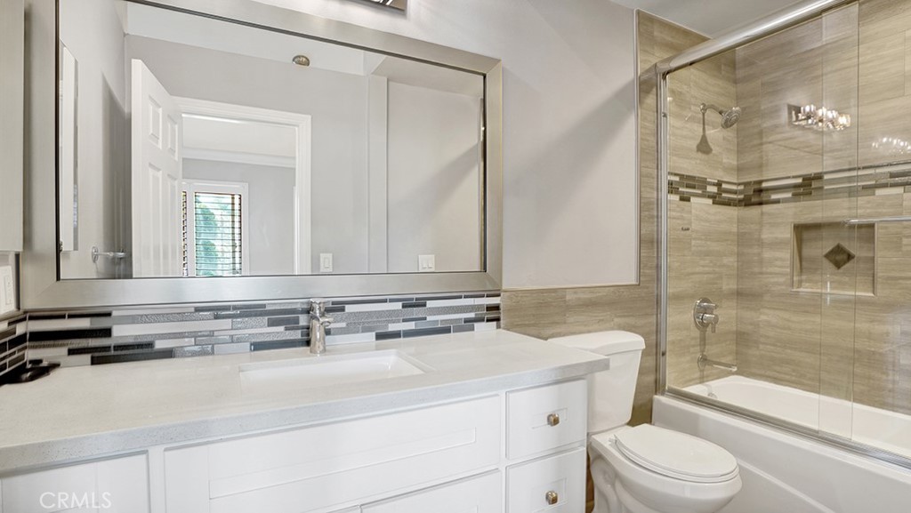 2524 Elden Avenue K-4