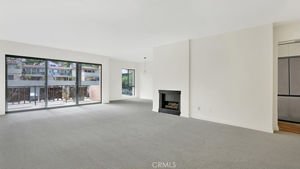 2525 Via Campesina 301