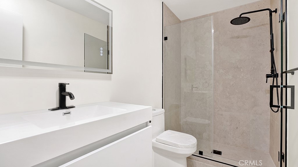 2525 Via Campesina 301