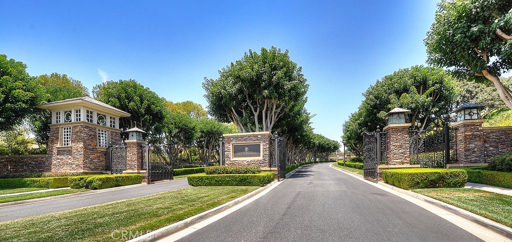 17 Crooked Stick Drive