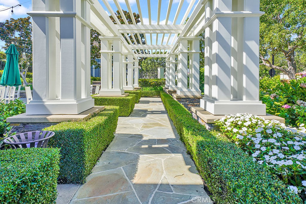 17 Crooked Stick Drive