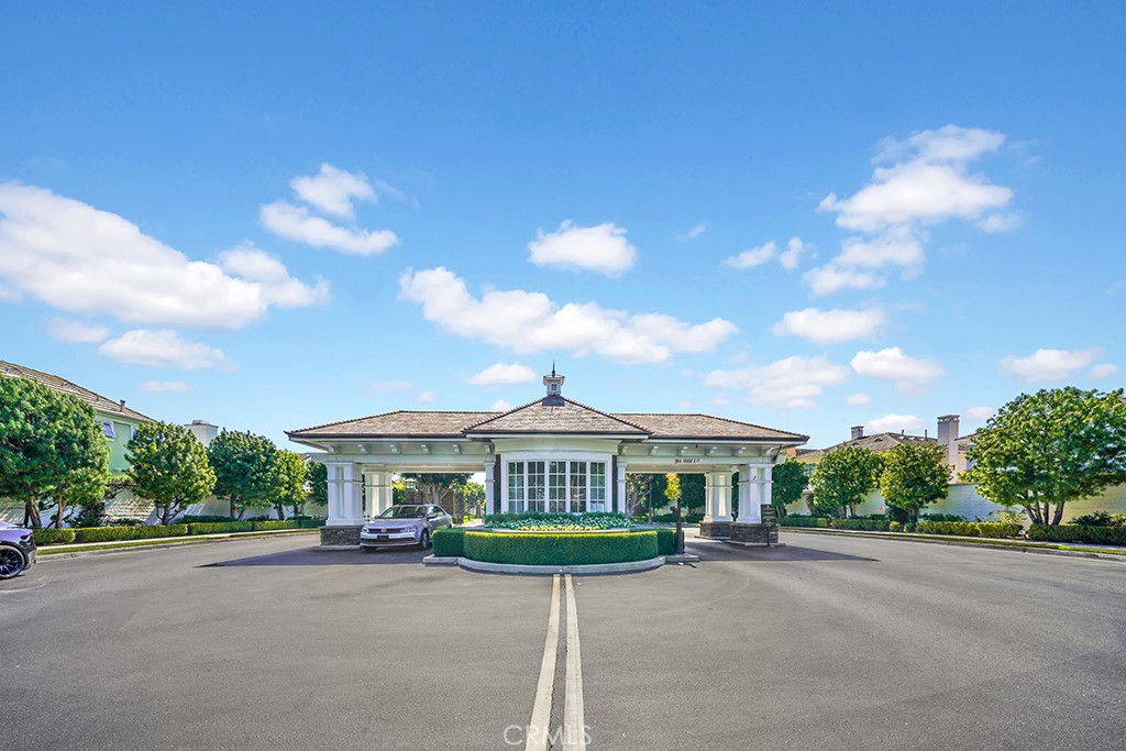 17 Crooked Stick Drive