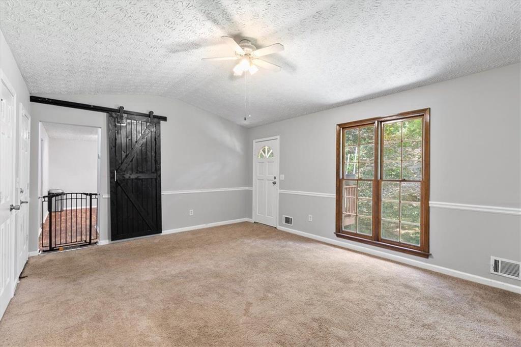 1212 GRAYLAND Lane