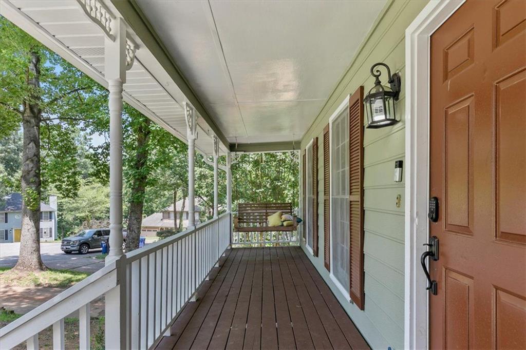 1212 GRAYLAND Lane