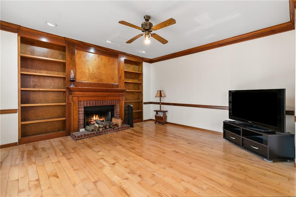 211 Congress Parkway