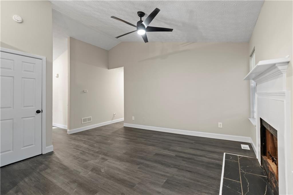 1329 Ling Drive