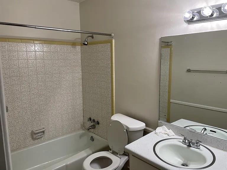 1010 Sexton Drive Unit 10