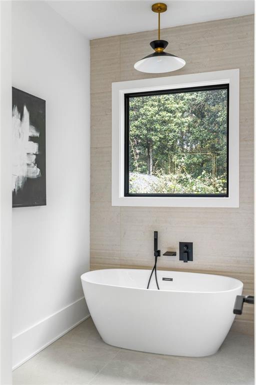 605 Hunnicutt Road SE