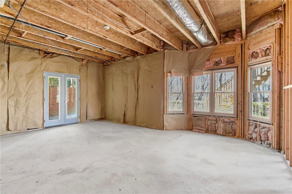 5228 Yellowtail Lane NW