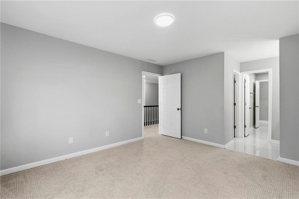 5228 Yellowtail Lane NW