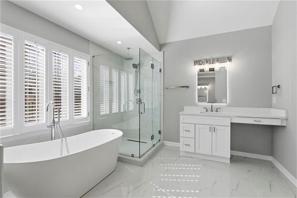 5228 Yellowtail Lane NW