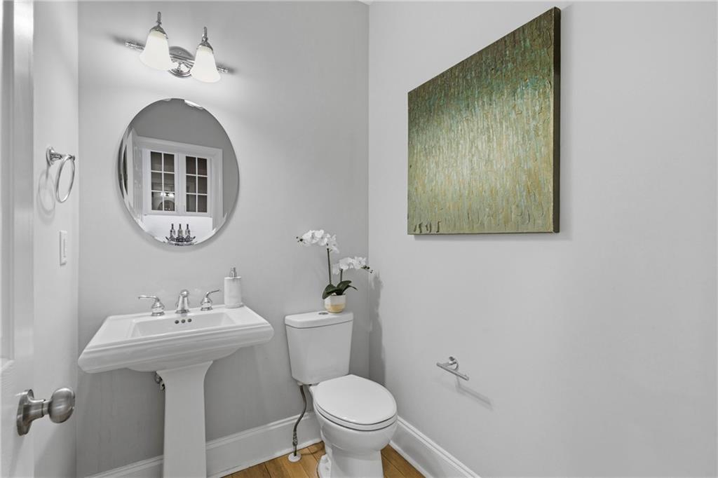 5228 Yellowtail Lane NW