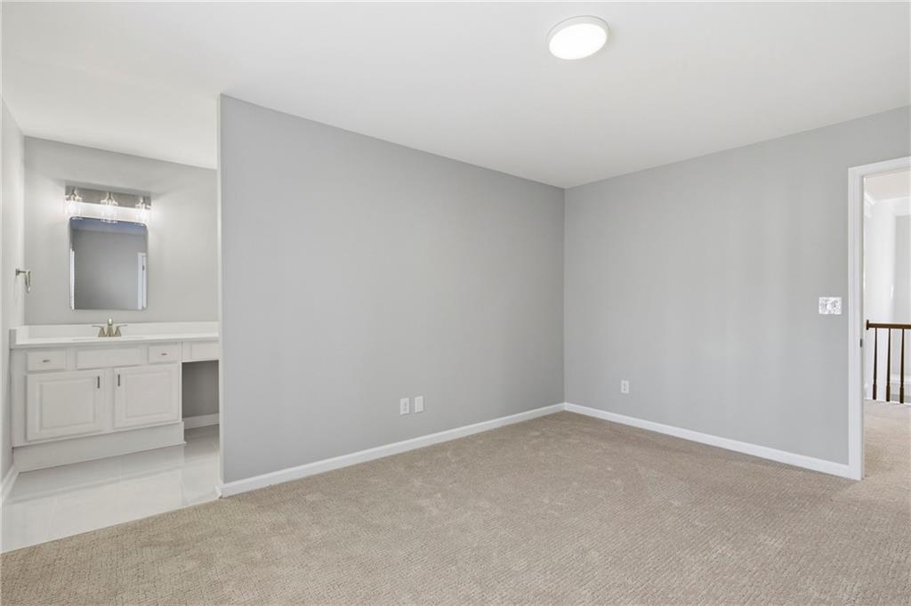 5228 Yellowtail Lane NW