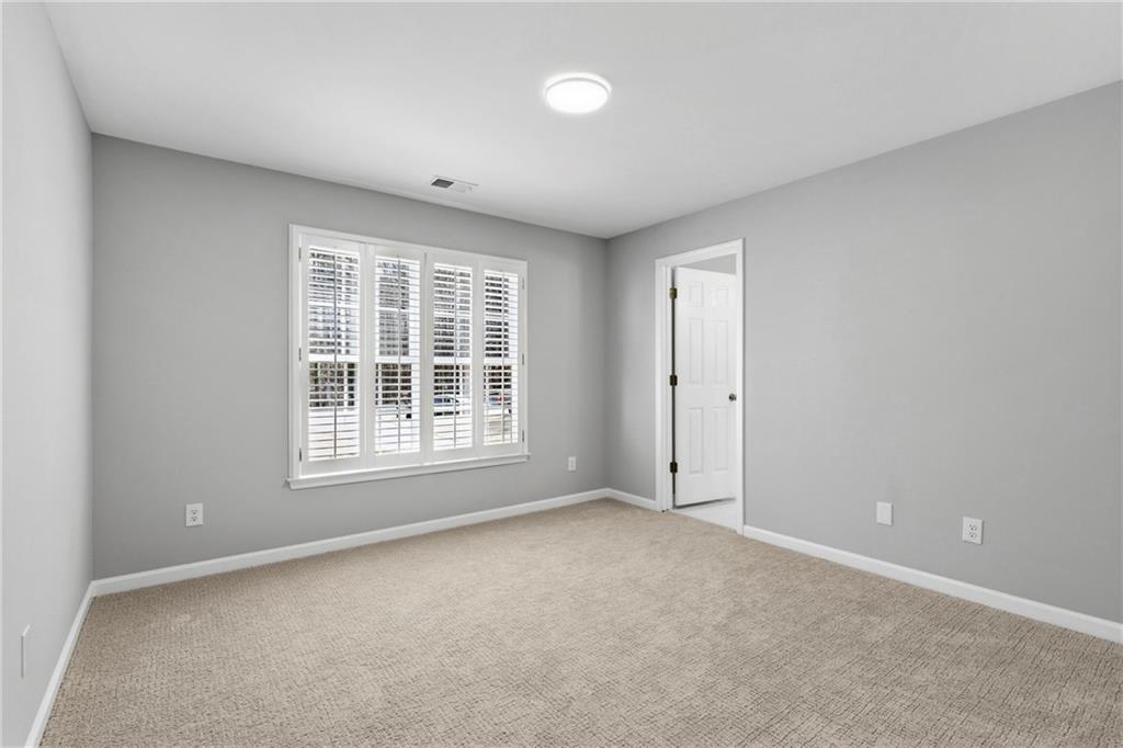 5228 Yellowtail Lane NW