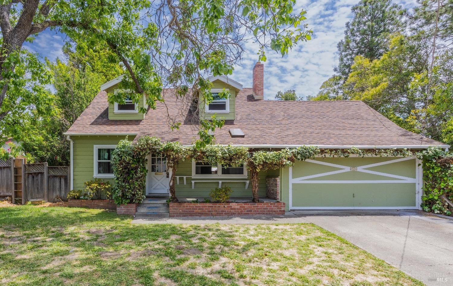 2550 Heatherstone Dr