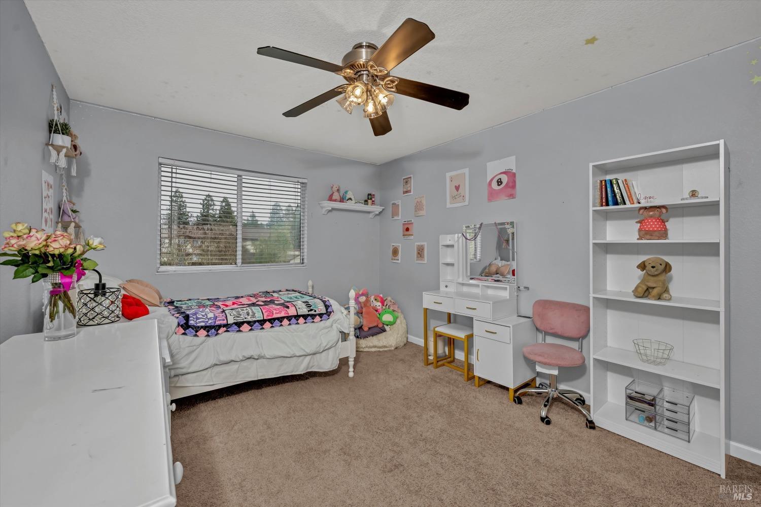 4535 Harbor Ln