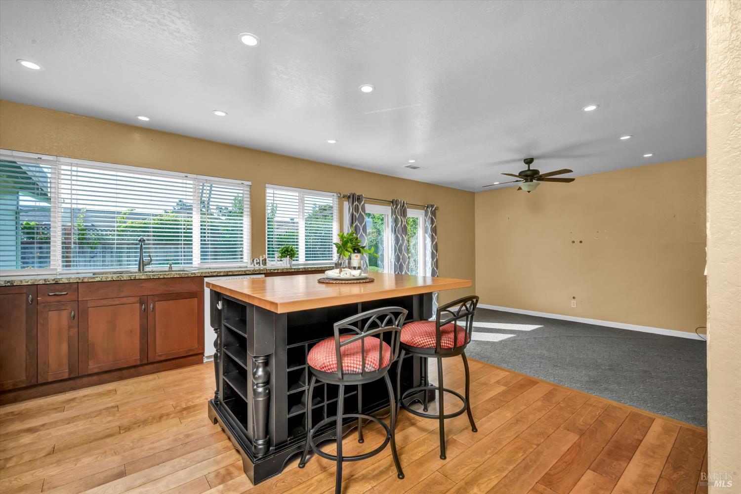 1612 San Marino Dr