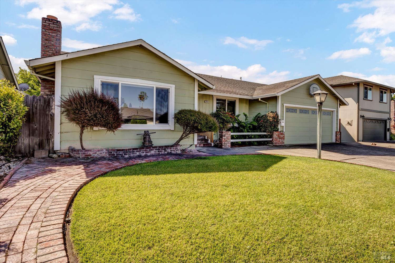 1612 San Marino Dr