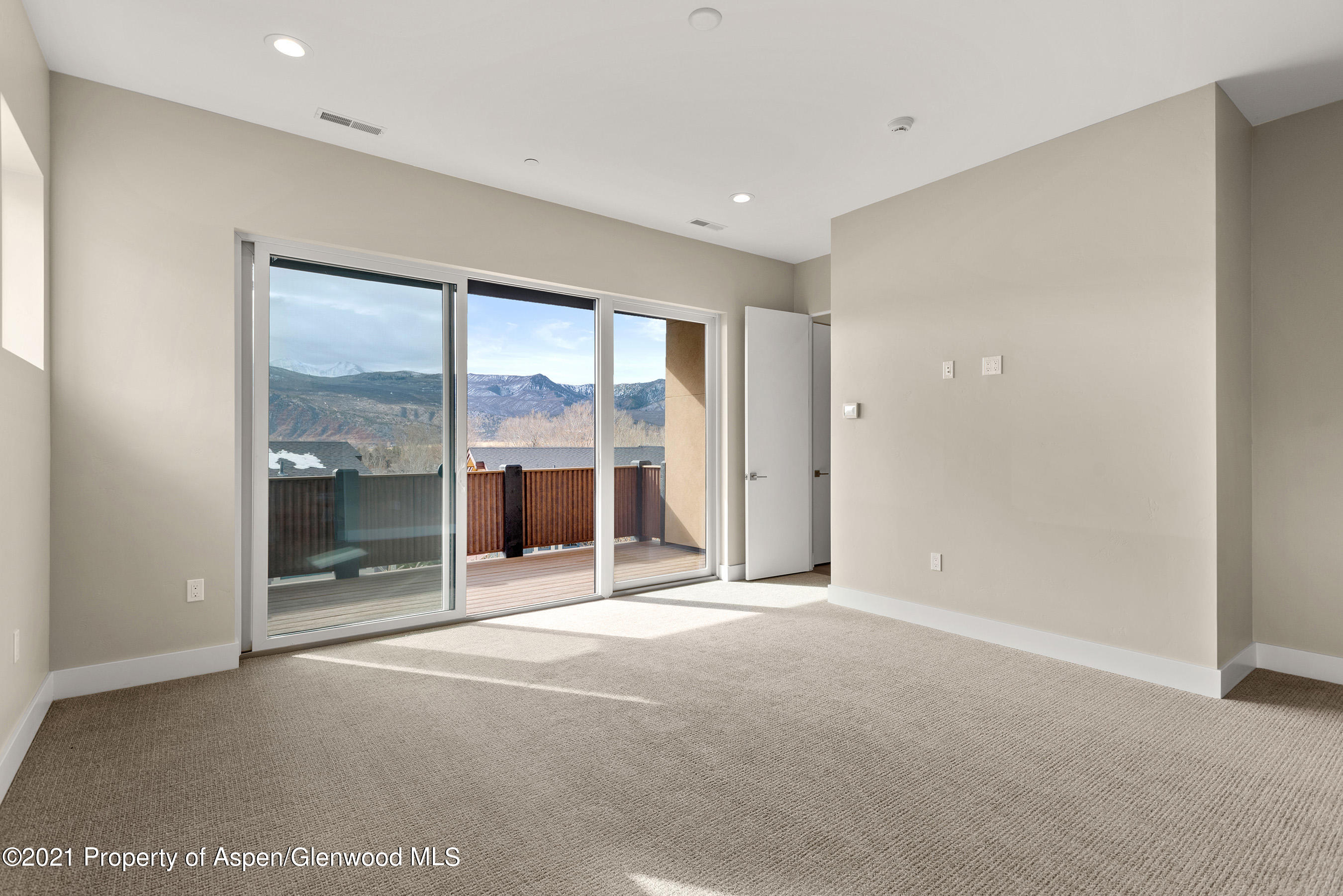 272 Overlook Ridge