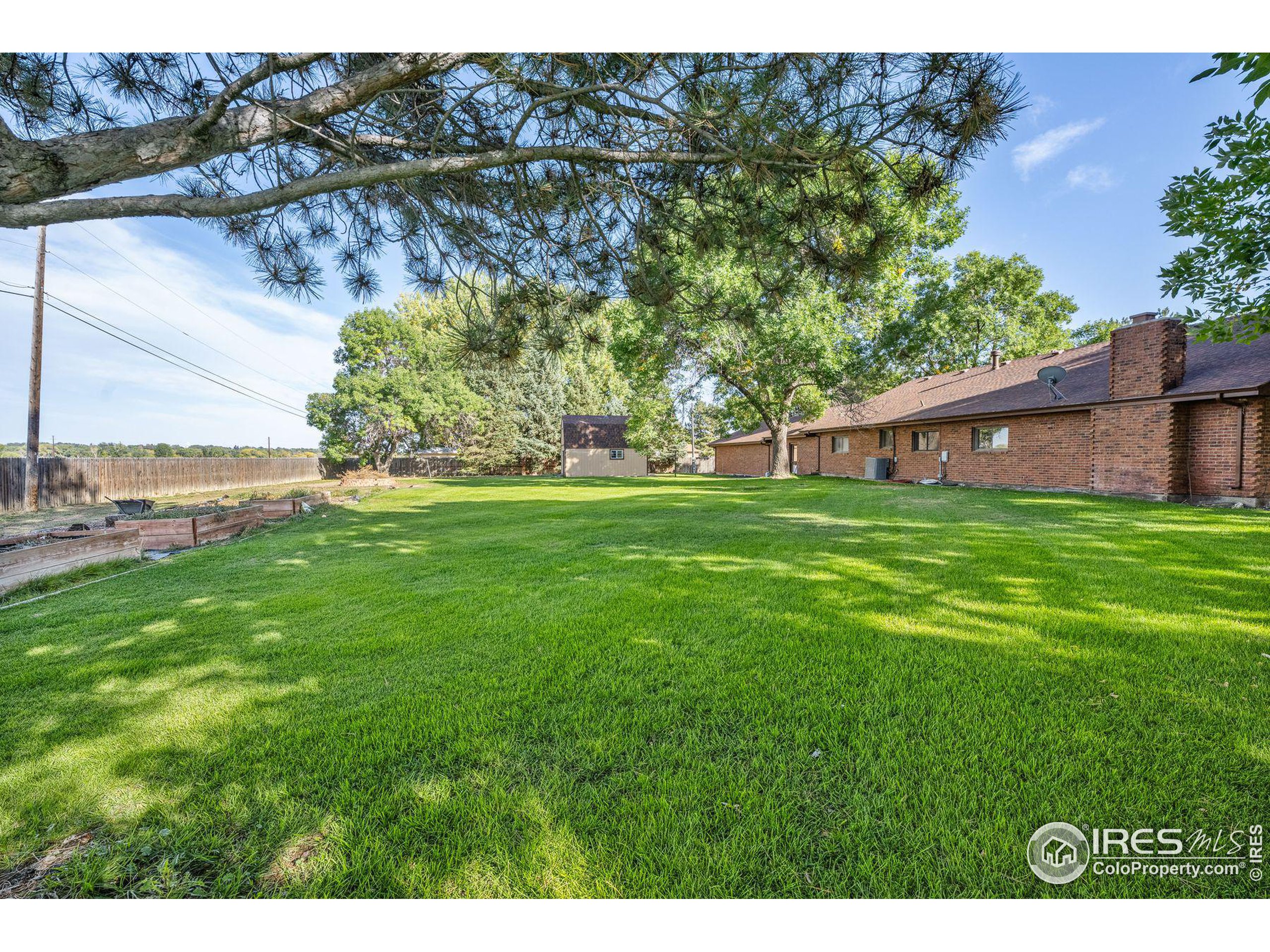 8845 Rogers Rd