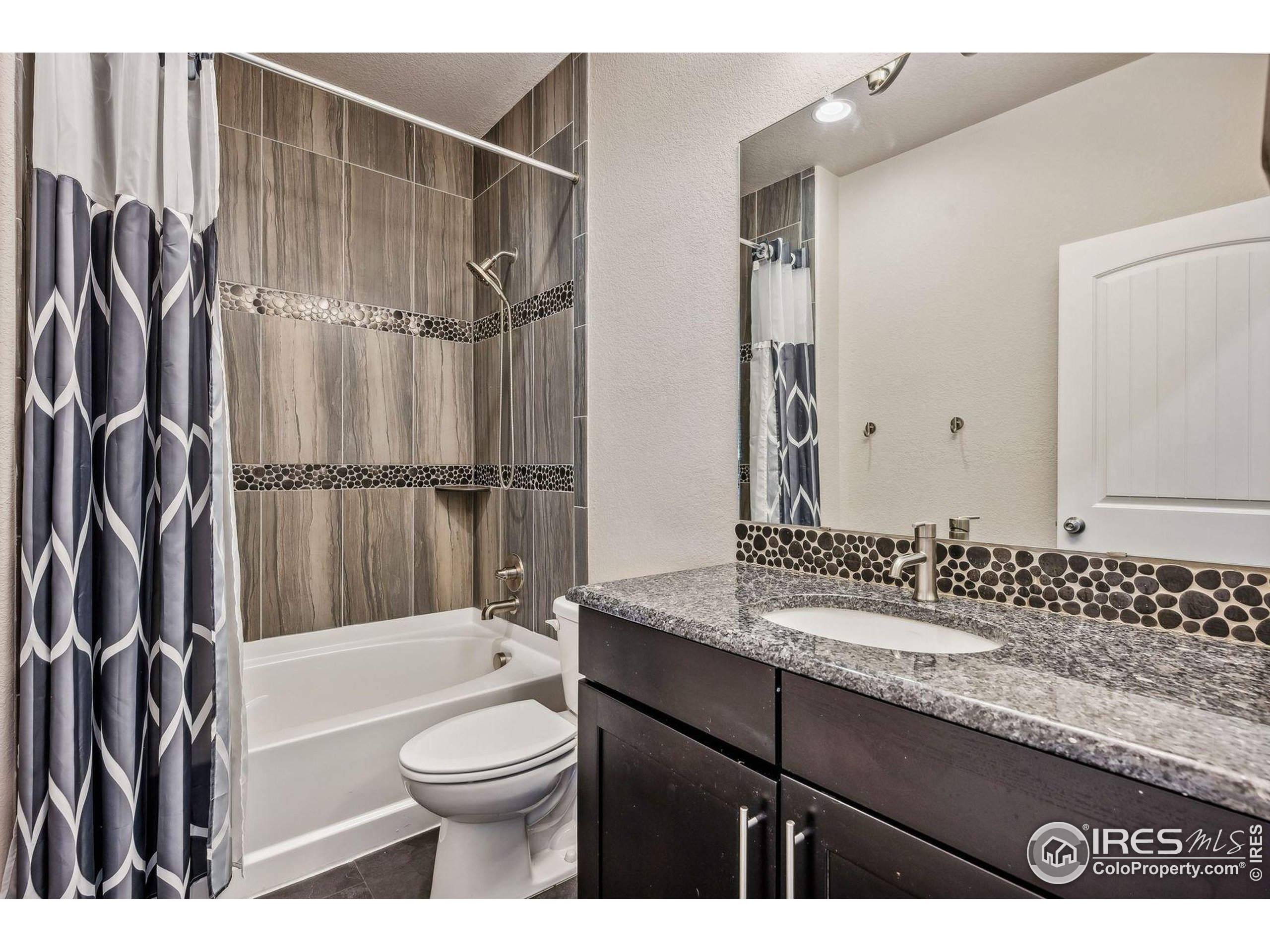 775 Longs Peak Dr