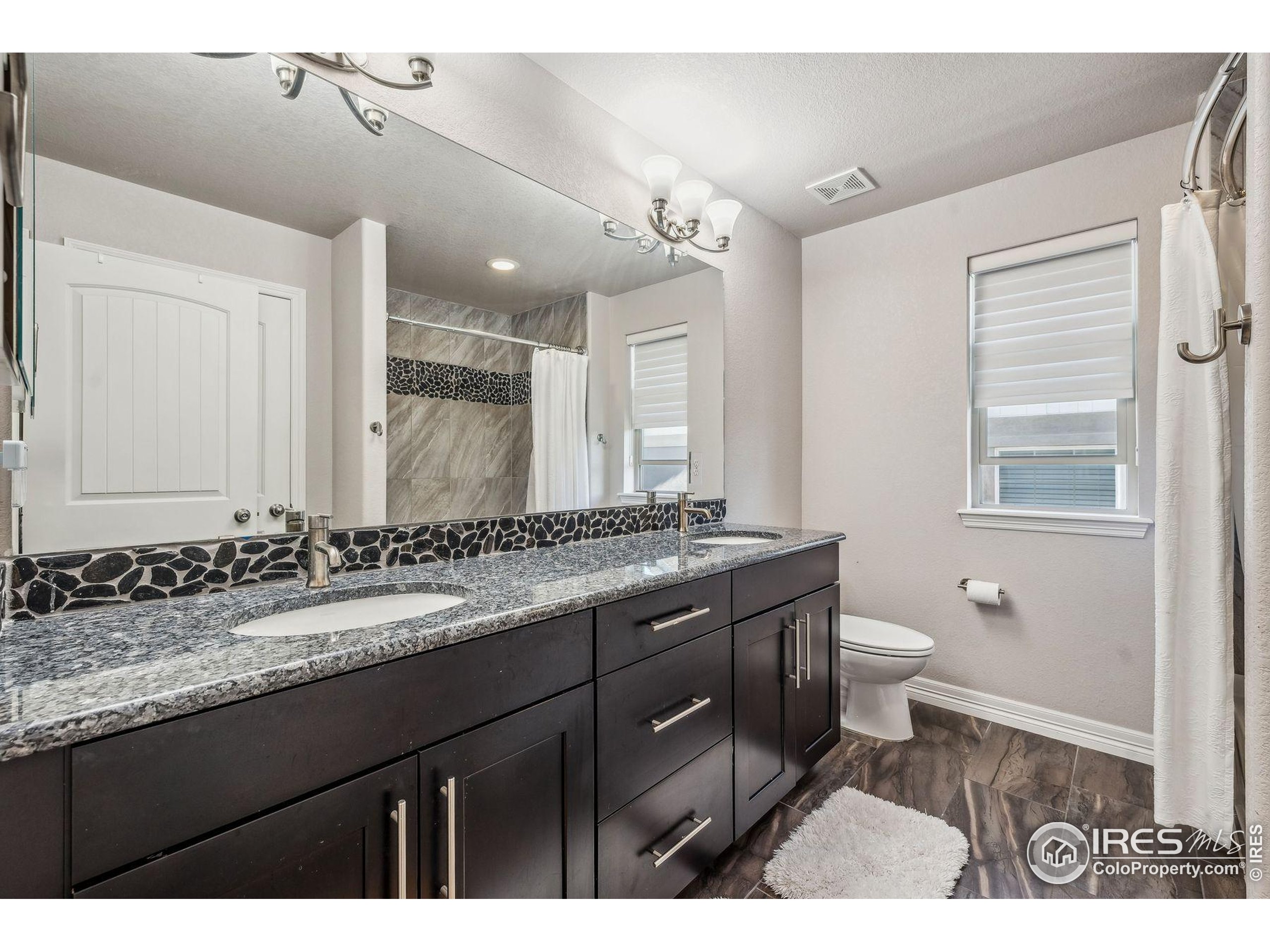 775 Longs Peak Dr