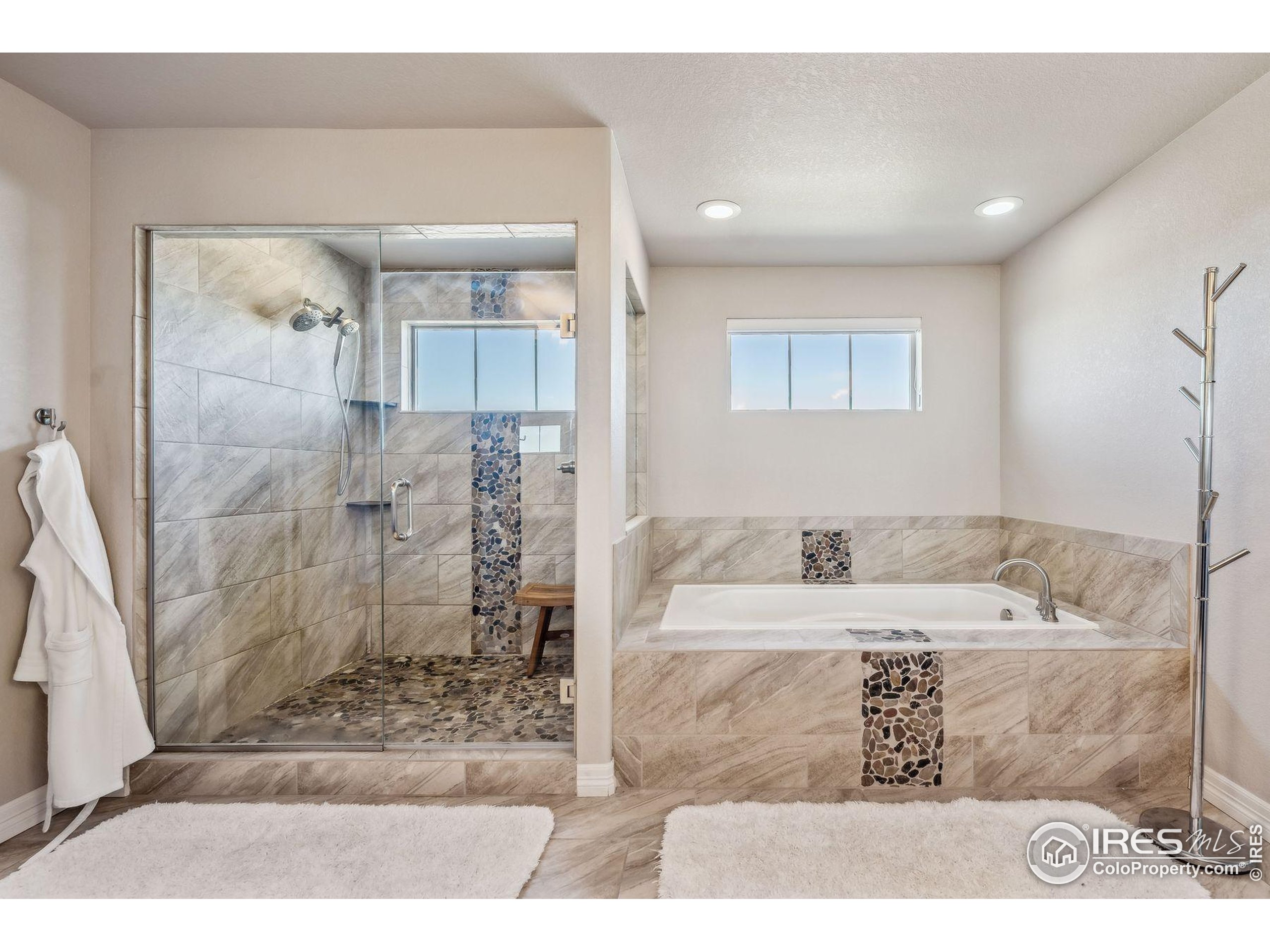 775 Longs Peak Dr