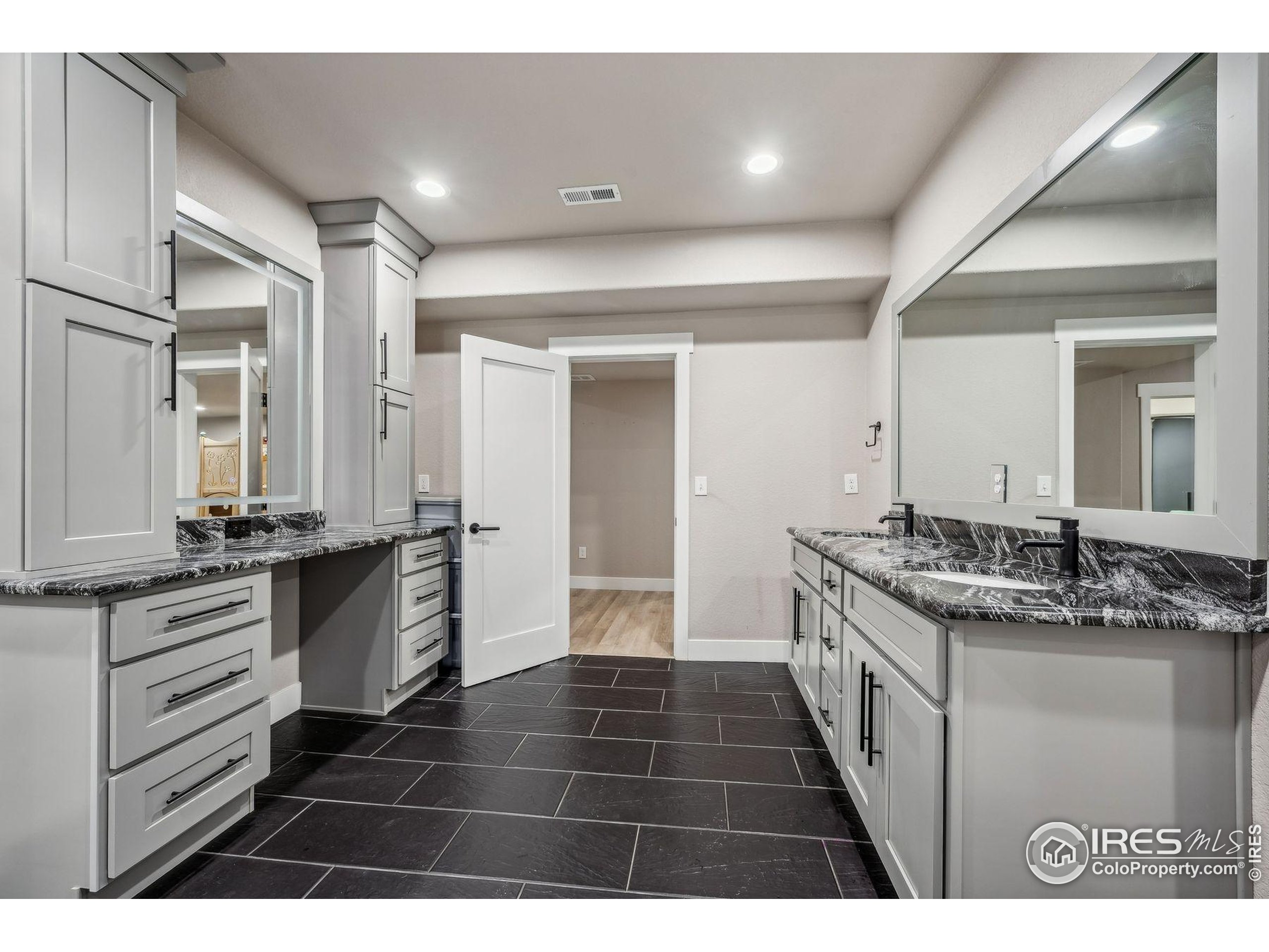 775 Longs Peak Dr