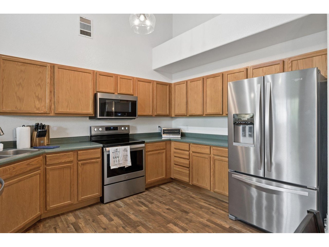 3242 E 103rd Dr 611