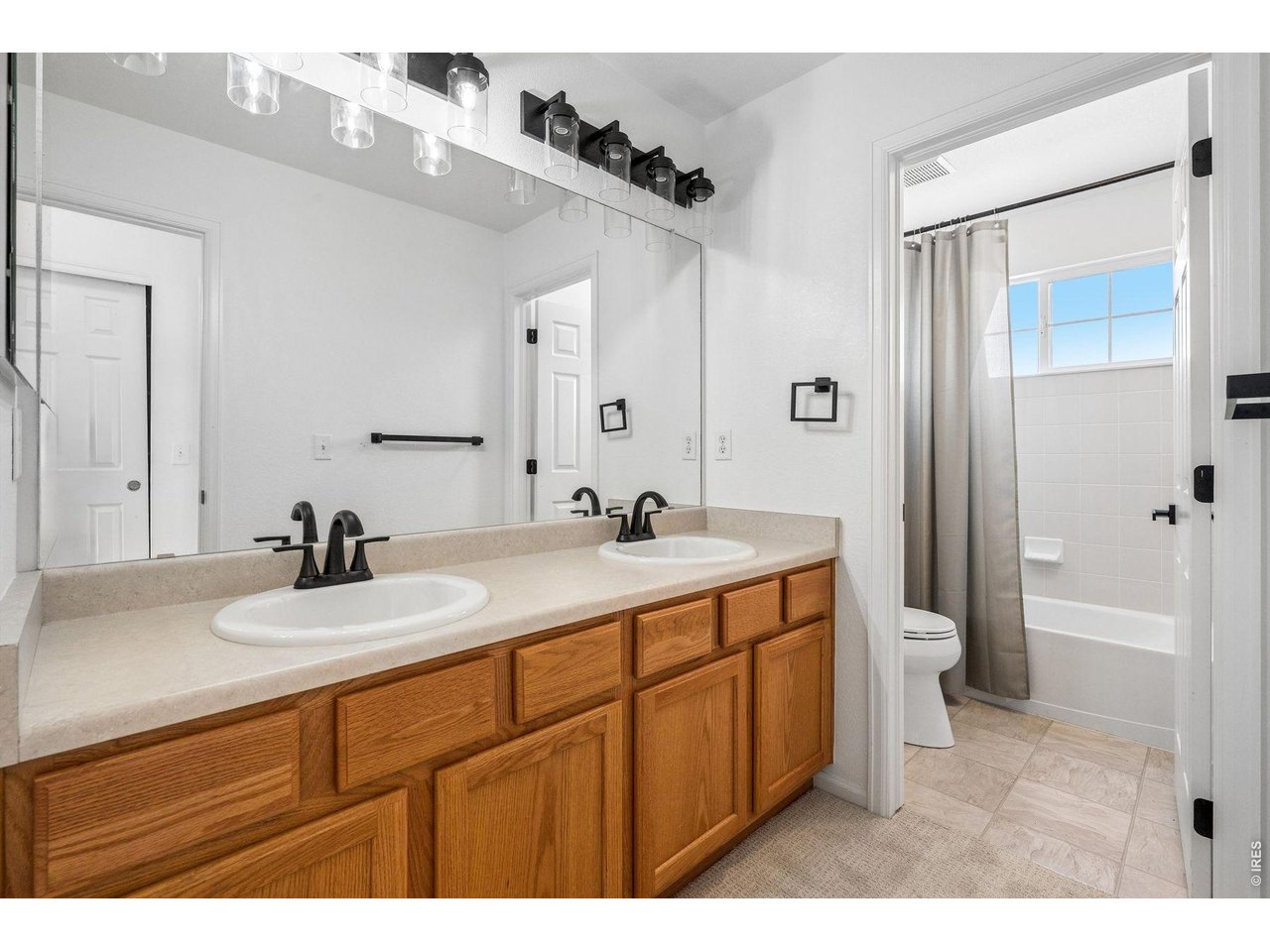 2174 Indian Paintbrush Way