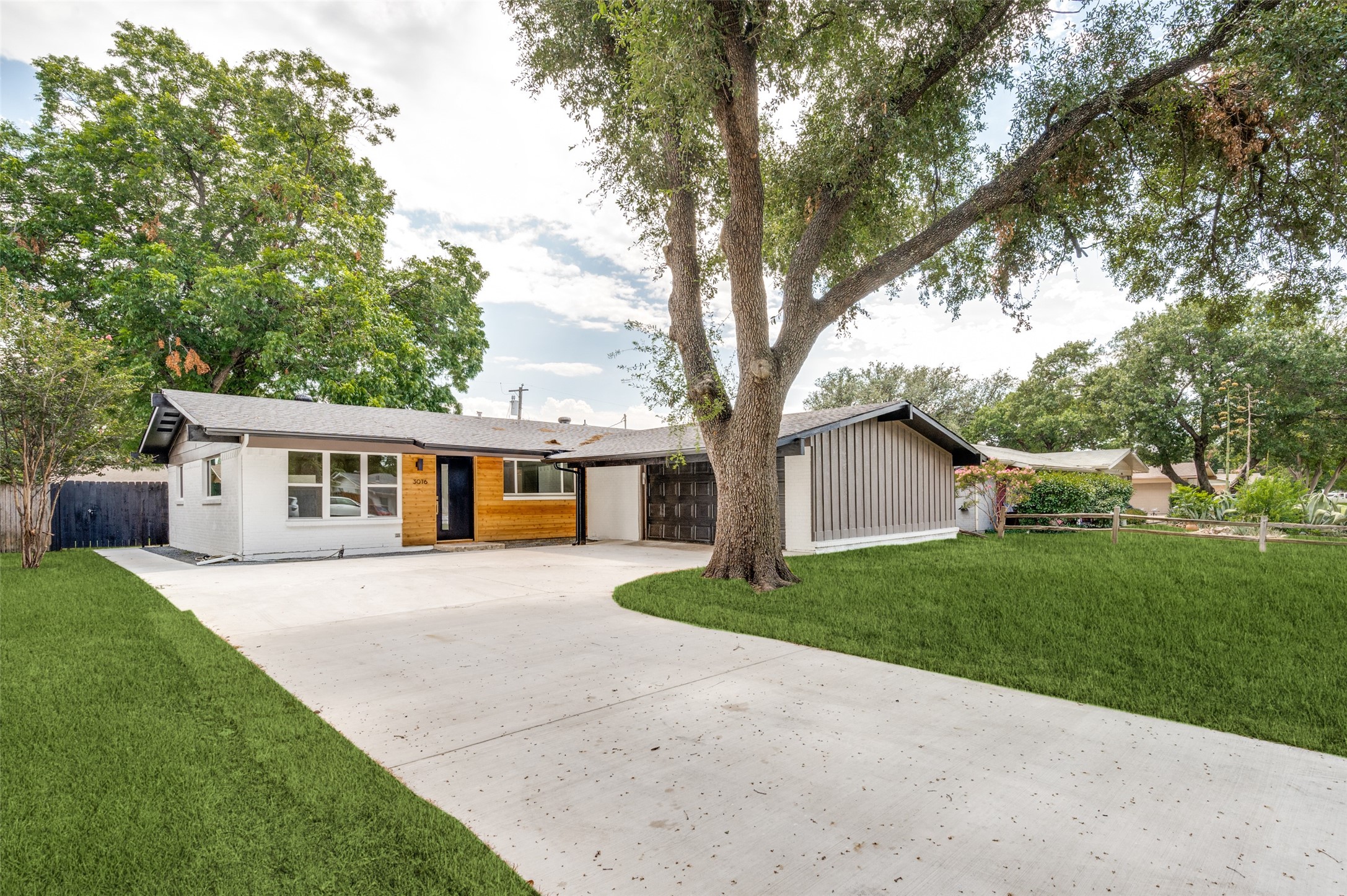 3016 Satsuma Drive
