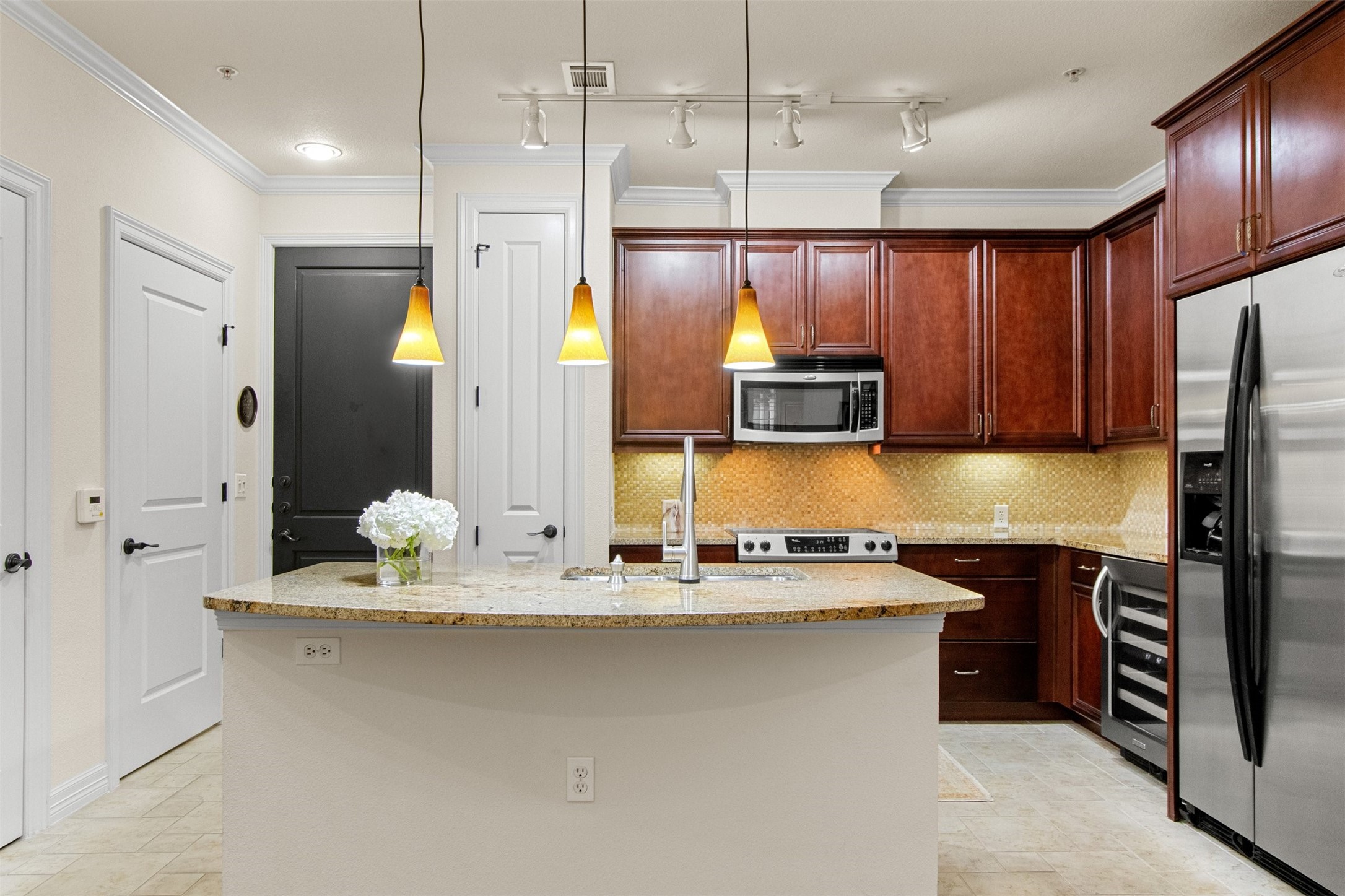 8616 Turtle Creek Boulevard 218